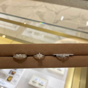 京都四条烏丸宝石修理 山科区より立て爪ダイヤを普段使い用にジュエリーリメイク