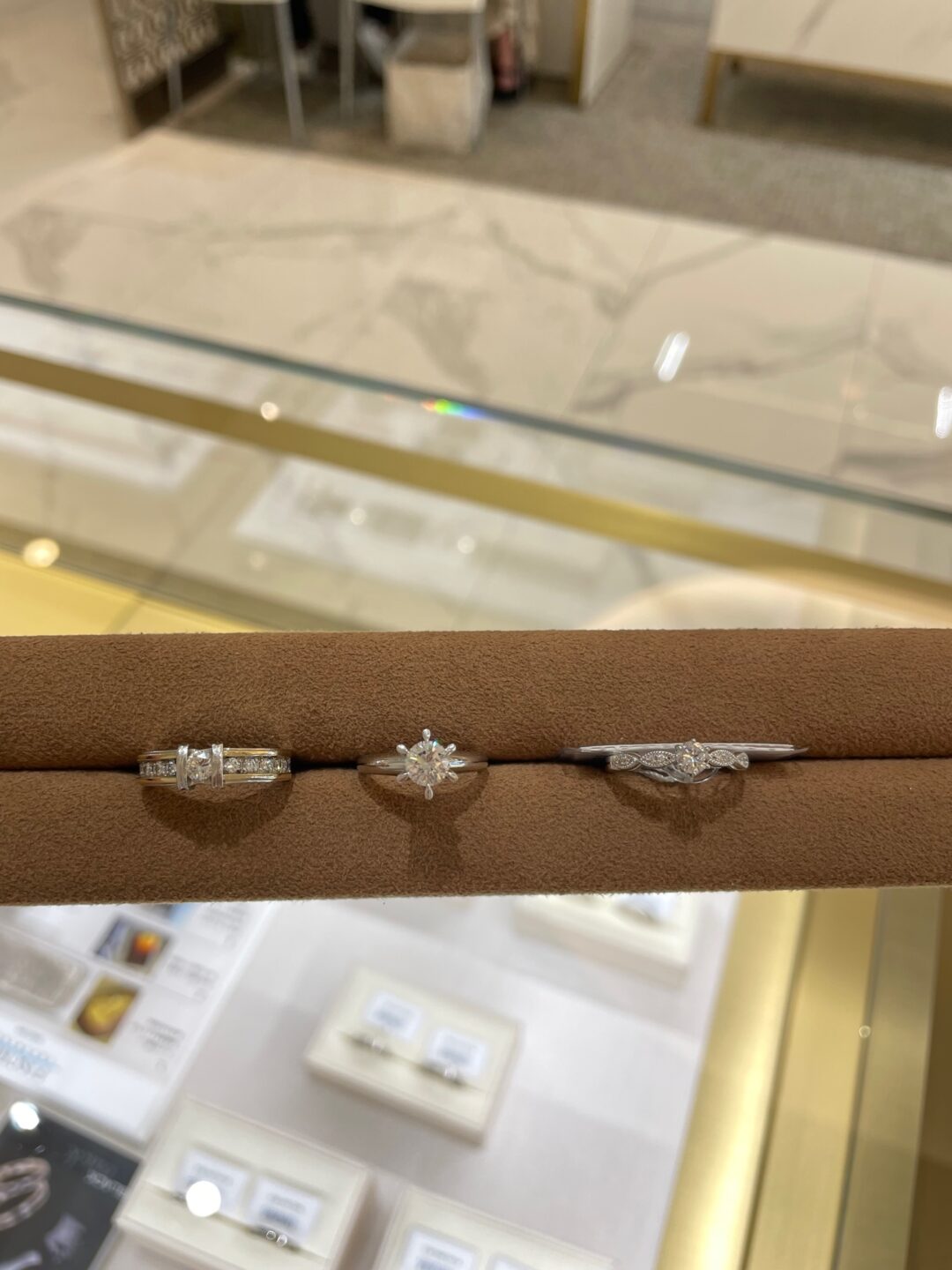 京都四条烏丸宝石修理 山科区より立て爪ダイヤを普段使い用にジュエリーリメイク
