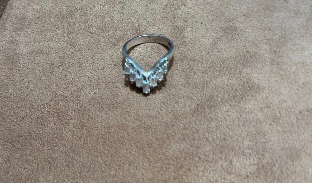 京都市 父と母の形見の宝石の指輪を使ってペンダントトップへジュエリーリフォーム《リメイク》