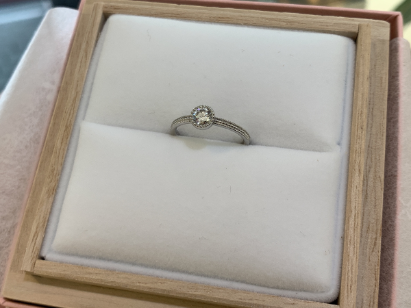大阪梅田　使わずにいた婚約指輪を思い切って普段使い出来るお洒落なデザインにジュエリーリフォーム