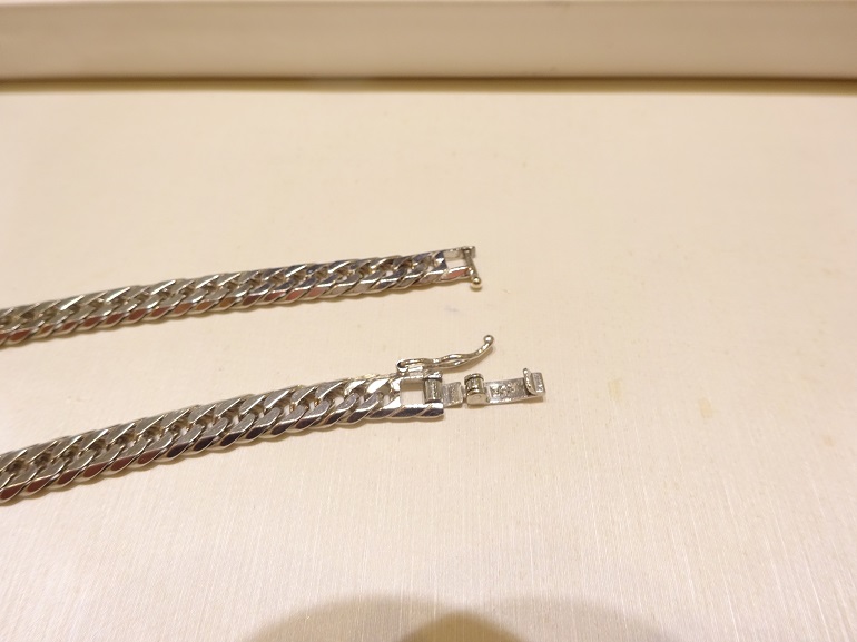 大阪府泉南｜	喜平のネックレスの金具のお修理をされたお客様
