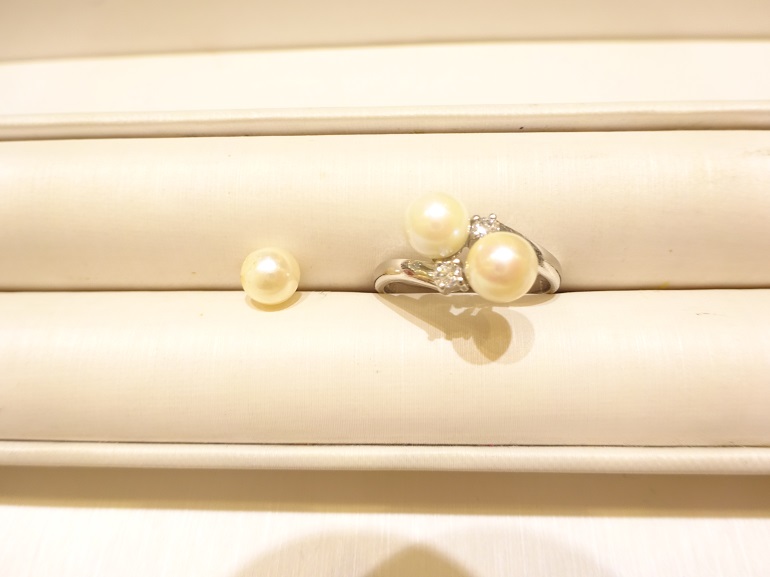 大阪府泉南｜	変色したパールリングの珠を交換をされたお客様