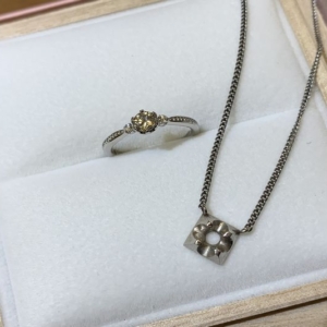 大阪梅田 古いダイヤモンドのネックレスを婚約指輪へジュエリーリフォーム