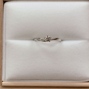 大阪梅田 婚約当時にもらった婚約指輪を結婚記念日にジュエリーリフォーム