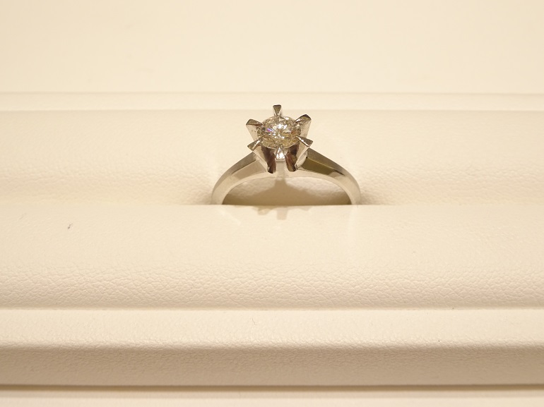 大阪府泉南市｜昔ながらの立て爪ダイヤ指輪をネックレスにジュエリーリフォーム