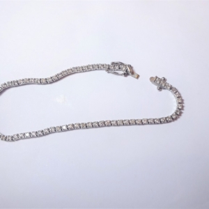 Ｐｔダイヤモンドテニスブレスレットの金具のお修理をされたお客様