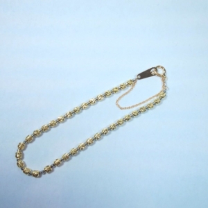 STマグネット金具からK18引き輪とプレートに交換されたお客様です。